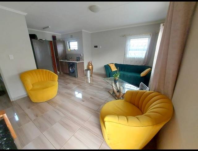 2 BEDROOM HOUSE FOR SALE IN PROTEA GLEN